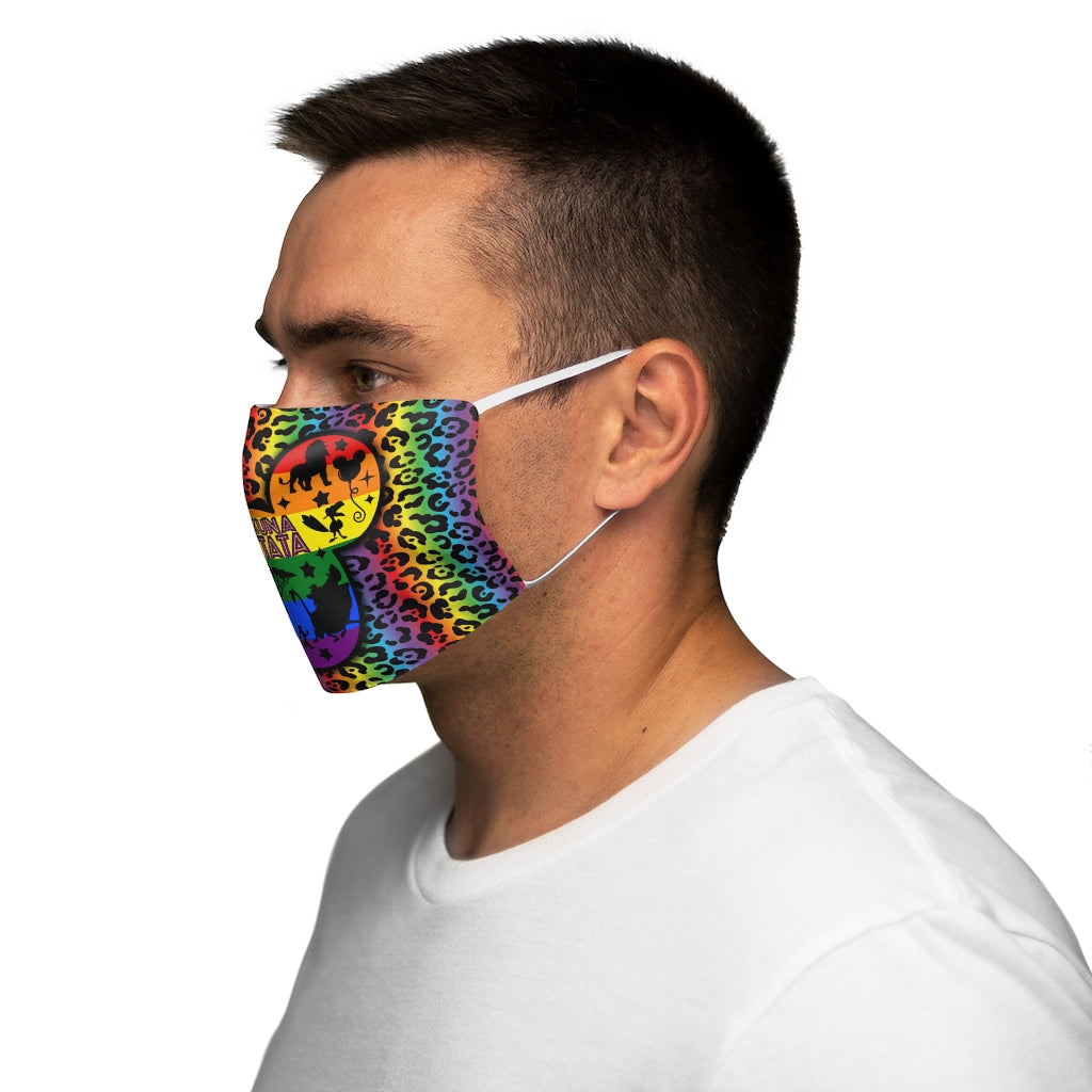 Hakuna Matata LGBTQ Rainbow Pride Máscara facial de poliéster/algodón ajustada