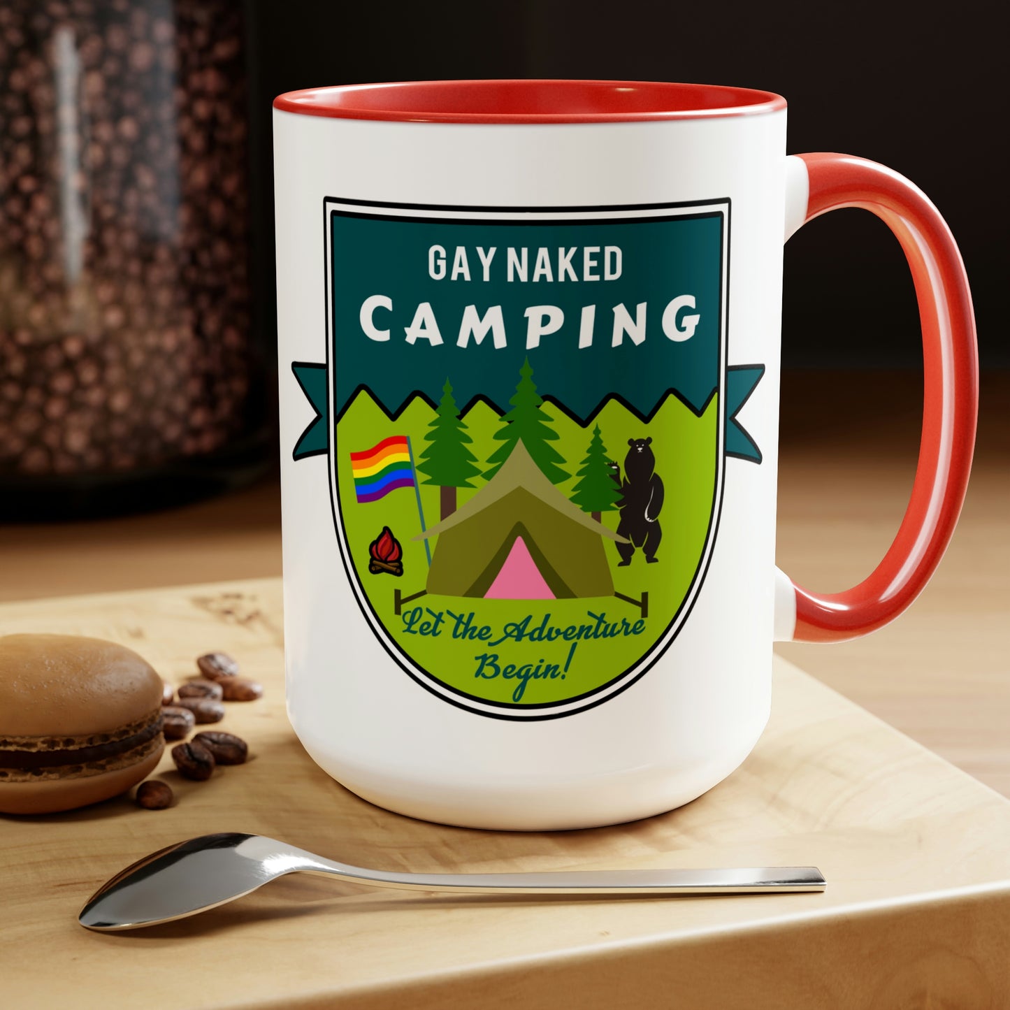 Insignia de camping desnuda gay Tazas de café de dos tonos, 15 oz